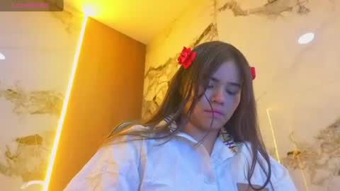 roxan_v online show from July 21, 12:18 pm