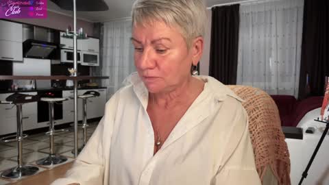 Snapshot of roxana_brooks chatting on January 21, 2:37 pm Roxana online show from January 21, 2:37 pm