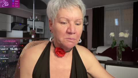 Snapshot of roxana_brooks chatting on January 31, 6:03 pm Roxana online show from January 31, 6:03 pm