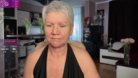 Snapshot of roxana_brooks chatting on March 10, 12:17 pm Roxana online show from March 10, 12:17 pm