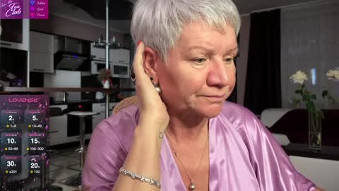 Snapshot of roxana_brooks chatting on January 28, 2:53 pm Roxana online show from January 28, 2:53 pm