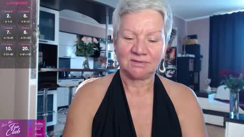 Roxana online show from October 2, 1:32 pm