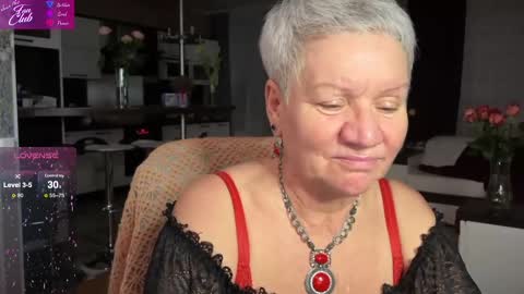 Snapshot of roxana_brooks chatting on February 18, 10:14 pm Roxana online show from February 18, 10:14 pm