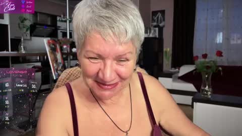 Snapshot of roxana_brooks chatting on February 14, 3:26 pm Roxana online show from February 14, 3:26 pm
