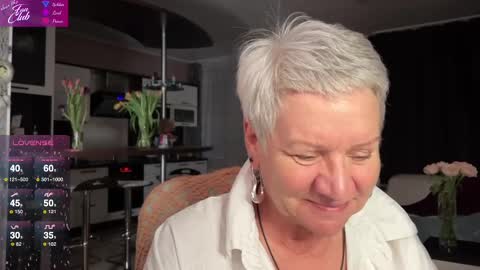 Snapshot of roxana_brooks chatting on March 11, 4:40 pm Roxana online show from March 11, 4:40 pm
