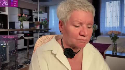 Snapshot of roxana_brooks chatting on February 27, 2:43 pm Roxana online show from February 27, 2:43 pm