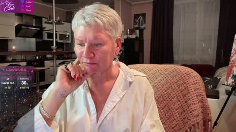 Snapshot of roxana_brooks chatting on January 20, 4:12 pm Roxana online show from January 20, 4:12 pm