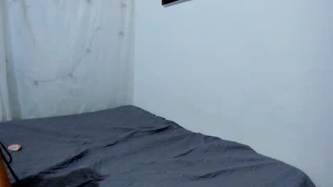 Snapshot of roxanajames__ chatting on September 18, 4:22 pm roxy online show from September 18, 4:22 pm
