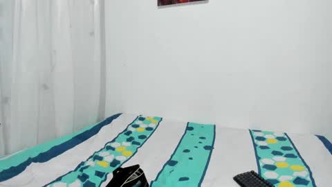 Snapshot of roxanajames__ chatting on September 11, 4:08 pm roxy online show from September 11, 4:08 pm