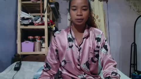 roxanne_98 online show from May 20, 3:25 am