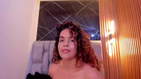 Roxanna online show from September 9, 3:23 pm