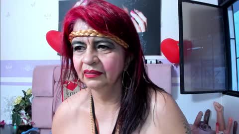 Snapshot of roxettemature chatting on February 8, 11:44 am RoxetteMature online show from February 8, 11:44 am