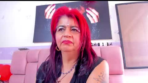 Snapshot of roxettemature chatting on February 25, 2:58 pm RoxetteMature online show from February 25, 2:58 pm