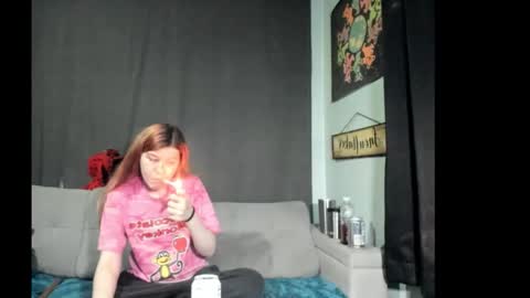 roxihazeleyes online show from October 11, 6:55 pm