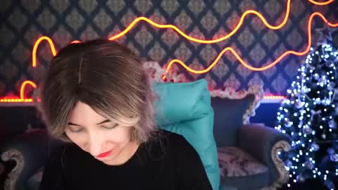 Snapshot of roxy_rayy chatting on January 7, 5:09 pm roxy_rayy online show from January 7, 5:09 pm