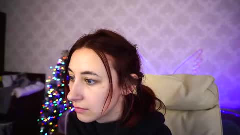 Snapshot of roxy_rayy chatting on January 10, 8:18 am roxy_rayy online show from January 10, 8:18 am