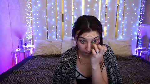 Snapshot of roxy_rayy chatting on March 11, 3:04 am roxy_rayy online show from March 11, 3:04 am