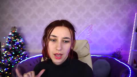 Snapshot of roxy_rayy chatting on January 9, 11:24 pm roxy_rayy online show from January 9, 11:24 pm