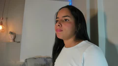 roxy_stone1 online show from July 9, 7:51 pm