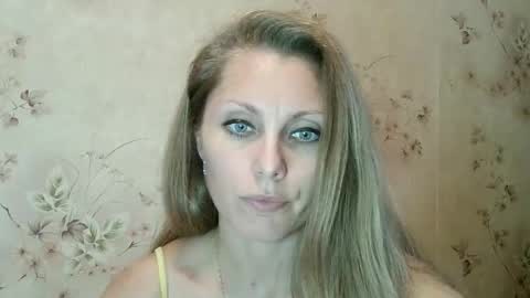 roxyfox18x01 online show from October 11, 2:22 pm