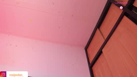 Roxxy Queen online show from December 4, 11:43 am