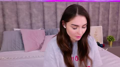 Roxy online show from February 20, 9:44 am
