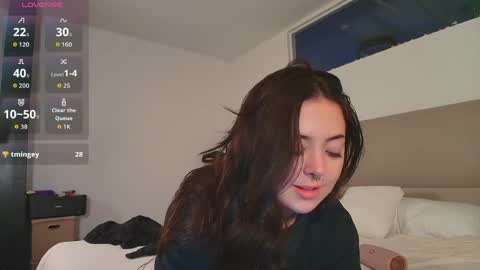 Roxy online show from April 23, 12:51 am