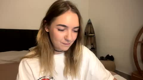 Roxy online show from April 15, 1:25 pm