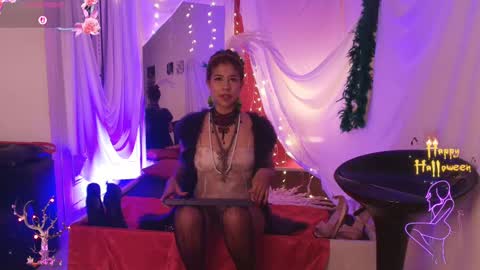 Roy Luna online show from October 13, 1:46 pm