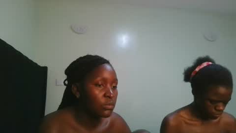 royal_goddes2 online show from June 24, 3:35 am