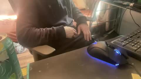 Royalty13m online show from October 26, 7:13 pm