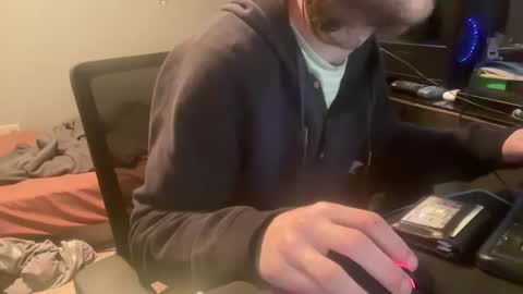 Royalty13m online show from October 24, 5:30 am