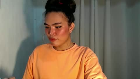 royaltymarcela6969 online show from February 6, 1:31 am