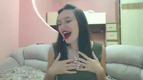 Snapshot of roza05x chatting on September 13, 5:59 pm Roza05x online show from September 13, 5:59 pm