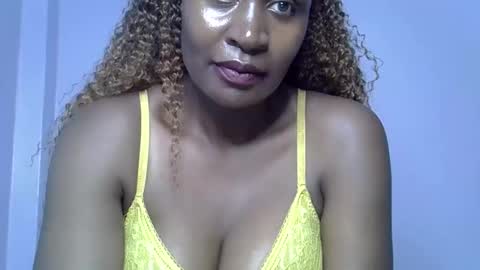 rozie34 online show from March 20, 9:53 pm
