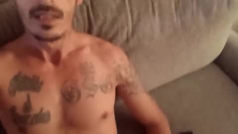 rubengonzalesjr45 online show from September 19, 2:54 pm