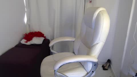 Rubi online show from January 7, 5:51 pm