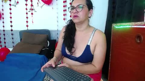 Snapshot of ruby_brown_ chatting on February 23, 10:49 am Ruby online show from February 23, 10:49 am