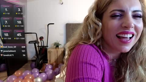 Snapshot of ruby_fit chatting on January 24, 4:27 am Ruby online show from January 24, 4:27 am