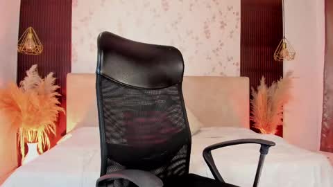 Snapshot of rubymonroe_ chatting on September 16, 8:12 pm Ruby Monroe online show from September 16, 8:12 pm