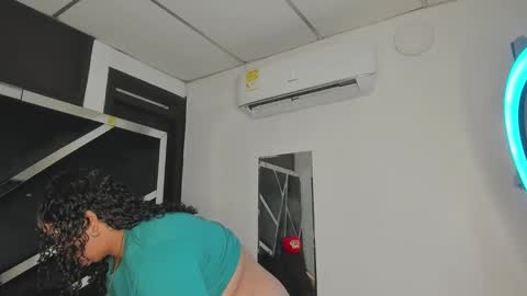 rubyxht online show from March 24, 12:44 pm