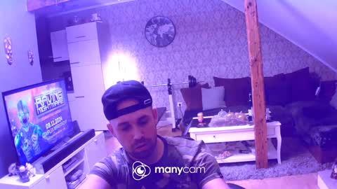 rudeboyyy91 online show from December 18, 4:17 pm