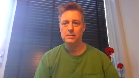 Snapshot of rudeski chatting on February 2, 1:52 pm rudeski online show from February 2, 1:52 pm