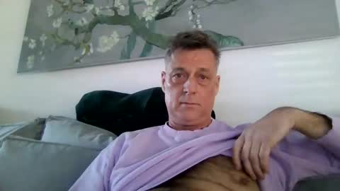 Snapshot of rudeski chatting on February 17, 4:06 pm rudeski online show from February 17, 4:06 pm