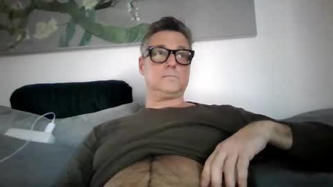 Snapshot of rudeski chatting on February 3, 4:20 pm rudeski online show from February 3, 4:20 pm
