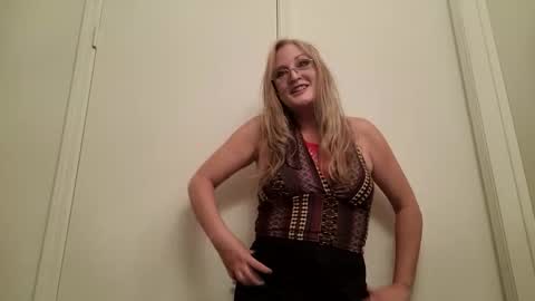 Rue B 2s De online show from November 8, 4:37 am