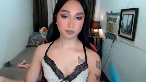 its me Sabel online show from October 17, 2:59 am