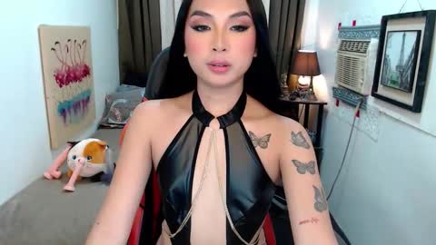 its me Sabel online show from October 8, 8:37 pm