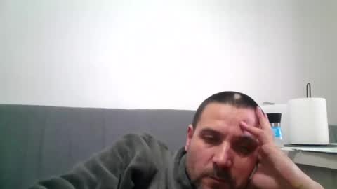 rul3ssuck online show from February 18, 1:00 pm