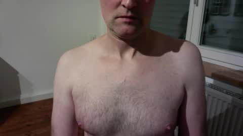 Snapshot of rum7777 chatting on February 23, 10:09 pm rum7777 online show from February 23, 10:09 pm